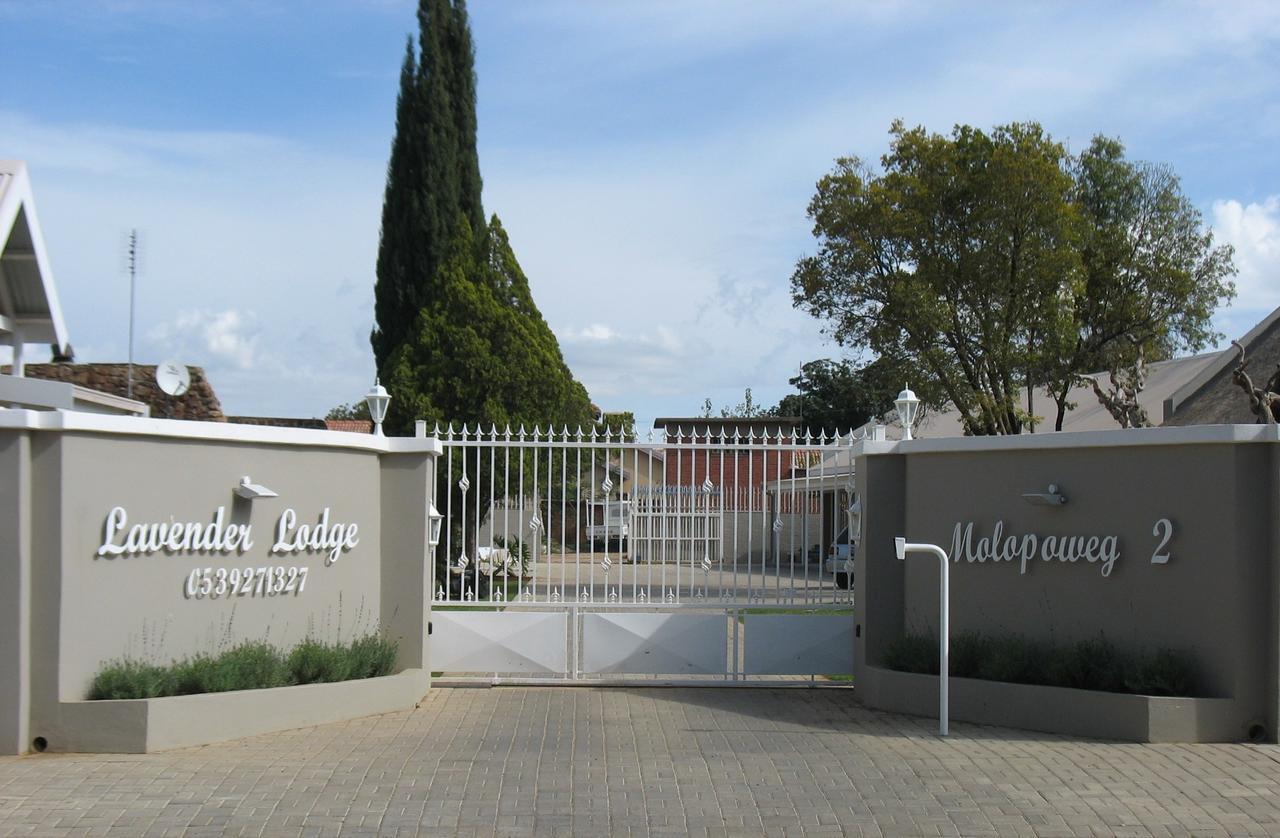 Lavender Lodge Vryburg Екстериор снимка