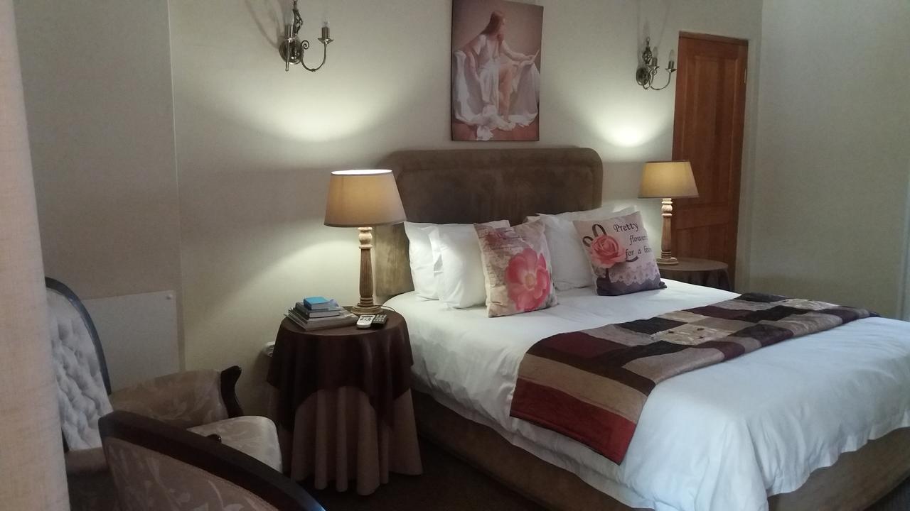 Lavender Lodge Vryburg Екстериор снимка