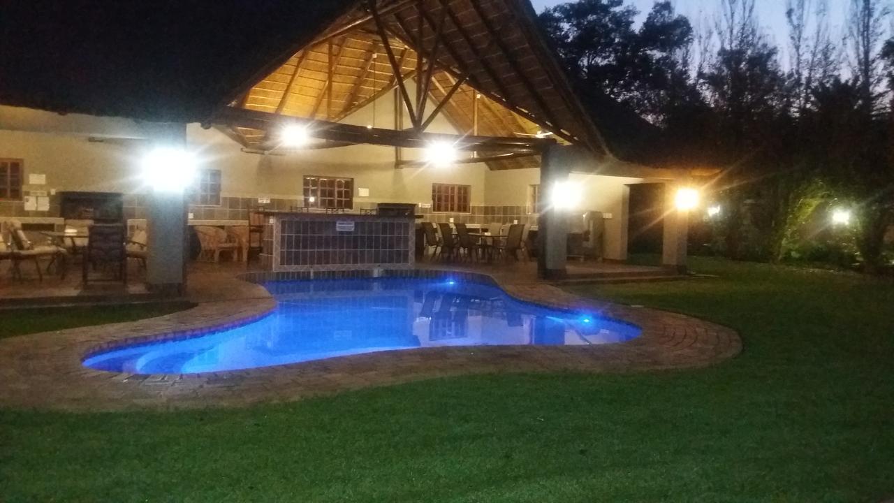 Lavender Lodge Vryburg Екстериор снимка