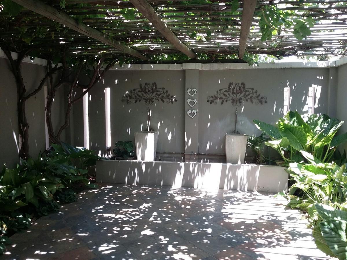 Lavender Lodge Vryburg Екстериор снимка