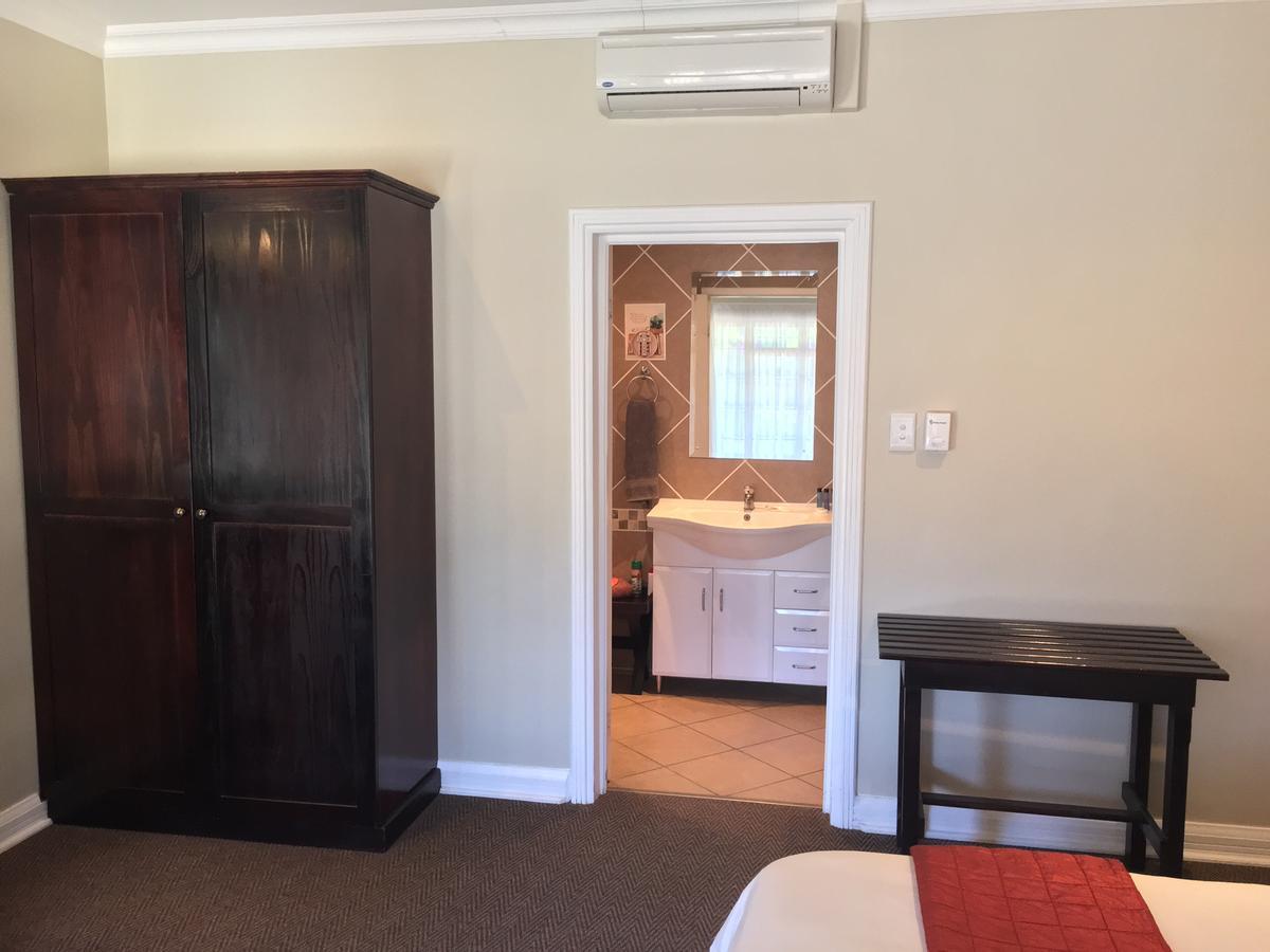 Lavender Lodge Vryburg Екстериор снимка