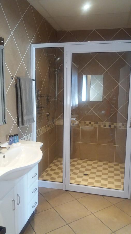 Lavender Lodge Vryburg Екстериор снимка